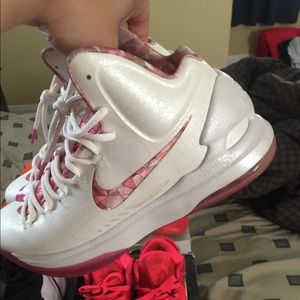Nike KD 5 aunt pearl